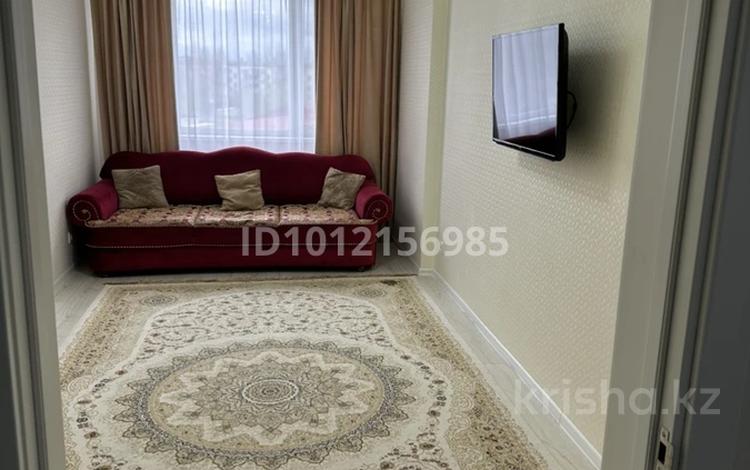 2-бөлмелі пәтер · 70 м² · 4/9 қабат, Курмангазы 198 — Алтындар, Зета на Вокзале ., бағасы: 250 000 ₸ в Уральске — фото 2
