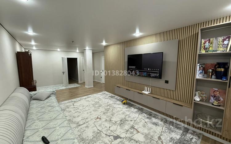 5-бөлмелі пәтер · 138.8 м² · 3/10 қабат, мкр 12 45Д, бағасы: 46 млн ₸ в Актобе — фото 2