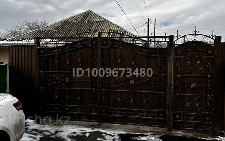 Жеке үй · 4 бөлме · 180 м² · 4 жүзд., Өжет ш/а. — Возле центральная улица Бекболата. Рядом находится Садик, Магазин,Аптека. Имеется зади дома Времянка 2-х комнатная. Под навесом имеется Тапчан., бағасы: 51 млн ₸ в Алматы, Алатауский р-н — фото 2