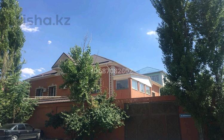 Отдельный дом · 7 комнат · 320 м² · 14 сот., Жанибекова 63а — Байтерекова за 150 млн ₸ в Шымкенте, Туран р-н — фото 24