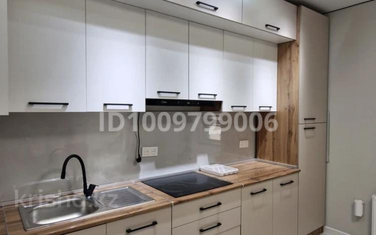 2-бөлмелі пәтер · 64 м² · 8/12 қабат, мкр Акжайык, К. Толеметова 83, бағасы: 320 000 ₸ в Шымкенте, Абайский р-н — фото 18