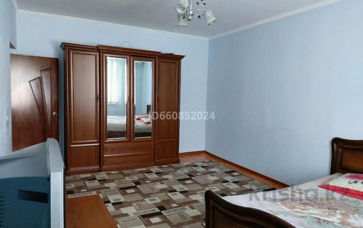 3-комнатная квартира · 100 м² · 14/16 этаж, мкр. Алмагуль, Мкр Алмагуль за 25 млн ₸ в Атырау — фото 24