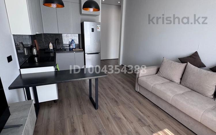 1-комнатная квартира · 43 м² · 14/17 этаж, Толе би 27 за 300 000 ₸ в Астане, Есильский р-н — фото 2
