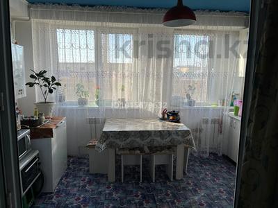 3-комнатная квартира · 70 м² · 1/5 этаж, мкр Акжайык, Микрорайон Акжайык, 2А — Кокшетау - Сырым Батыр за 30 млн ₸ в Шымкенте, Абайский р-н