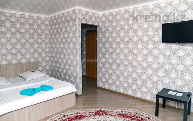 1-комнатная квартира, 30 м², 2/5 этаж посуточно, Интернациональная за 8 000 〒 в Петропавловске — фото 3
