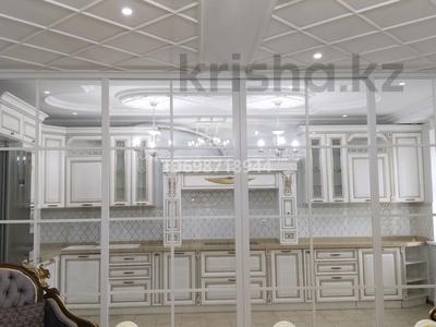5-комнатная квартира · 263 м² · 6/7 этаж, Кабанбай Батыра 13 — ТД Сарыарка, Хан Шатыр за 1.5 млн ₸ в Астане, Есильский р-н