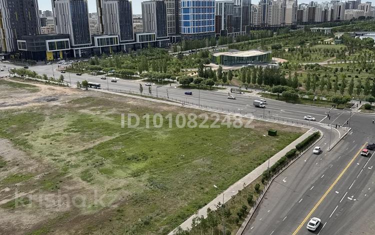 4-комнатная квартира · 137 м² · 13/16 этаж, Акмешит за 137 млн ₸ в Астане, Есильский р-н — фото 19