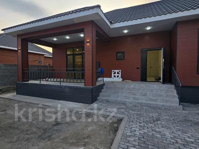 Отдельный дом · 4 комнаты · 200 м² · 5 сот., Абылайхана 198 за 40 млн 〒 в Каскелене