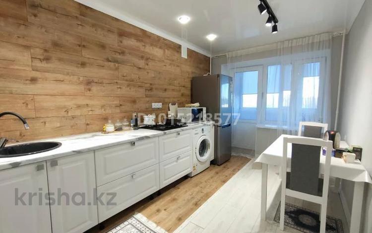 1-комнатная квартира · 44.5 м² · 4/9 этаж, мкр 4 38 за 150 000 ₸ в Уральске — фото 8