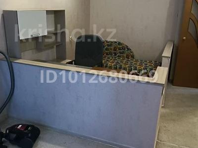3-бөлмелі пәтер · 56 м² · 2/5 қабат, Авангард 11, бағасы: 180 000 ₸ в Атырау, мкр Авангард-4