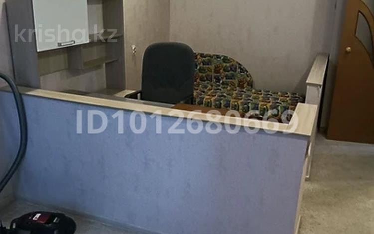 3-бөлмелі пәтер · 56 м² · 2/5 қабат, Авангард 11, бағасы: 180 000 ₸ в Атырау, мкр Авангард-4 — фото 2