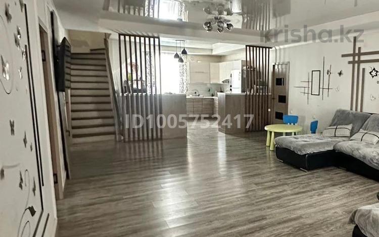 Отдельный дом · 5 комнат · 285 м² · 8 сот., мкр Михайловка , Мкр Михайловка западная 21 — Сейфуллина за 890 000 ₸ в Караганде, Казыбек би р-н — фото 13