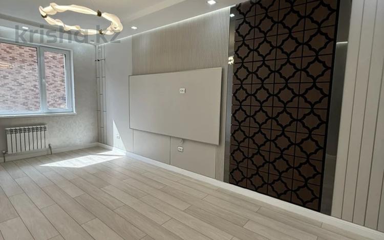 2-бөлмелі пәтер · 75 м² · 2/6 қабат, Халиулина 140/5, бағасы: 65 млн ₸ в Алматы, Медеуский р-н — фото 2