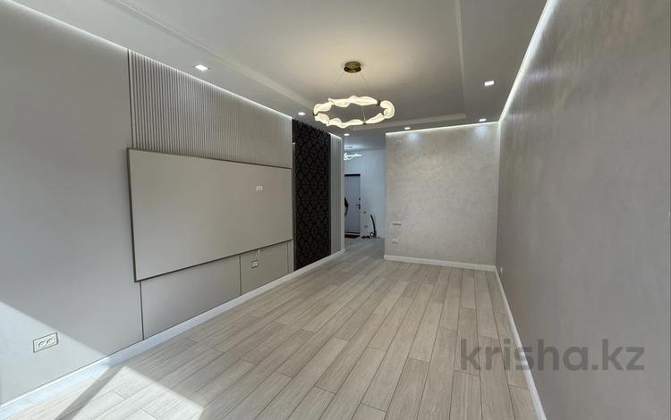 2-бөлмелі пәтер · 75 м² · 2/6 қабат, Халиулина 140/5, бағасы: 58 млн ₸ в Алматы, Медеуский р-н — фото 3