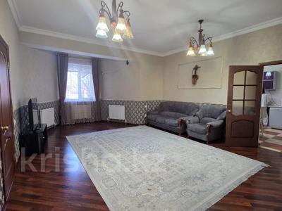 Отдельный дом · 4 комнаты · 406.6 м² · 10 сот., Газизы Жубановой 76 за 110 млн ₸ в Атырау