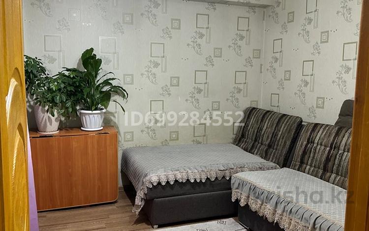4-бөлмелі пәтер · 60 м² · 3/5 қабат, Михаэлиса 17 — Универсам «Ромашка», бағасы: 25 млн ₸ в Усть-Каменогорске, Ульбинский — фото 2