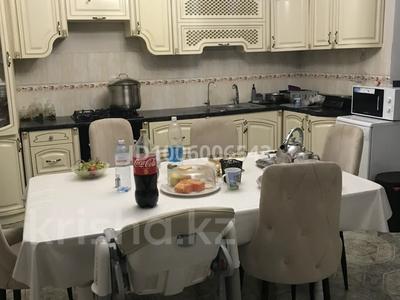 Отдельный дом · 5 комнат · 230 м², Коктем — Напротив АЗС Royal Petrol за 650 000 〒 в Кыргауылдах