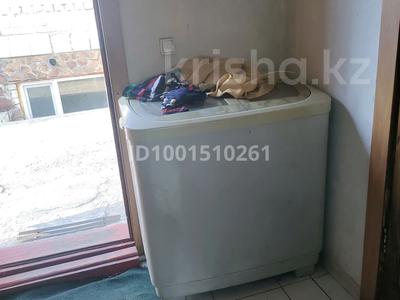 Отдельный дом · 2 комнаты · 35 м², Пржевальского — Космонавтов за 60 000 〒 в Семее