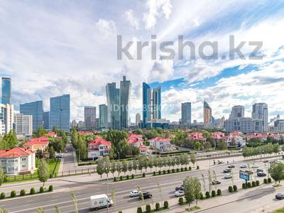 3-комнатная квартира · 105 м² · 10/14 этаж, Сарайшык 5 — Байтерек , Хан шатыр, Каз медиа за 30 000 ₸ в Астане, Есильский р-н