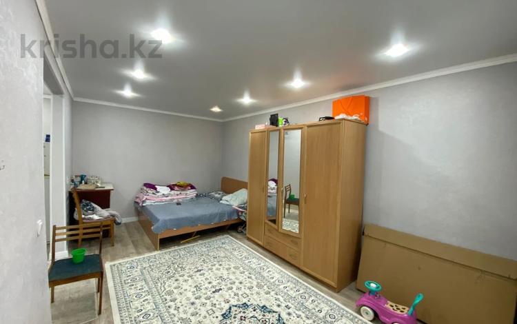1-комнатная квартира · 32 м² · 3/5 этаж, 408 квартал 16 за 13 млн ₸ в Семее — фото 2