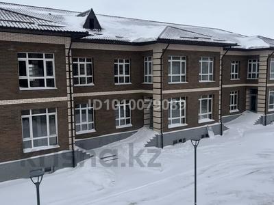 Часть дома · 7 комнат · 297 м² · 1.4 сот., мкр Кунгей , ул. Назира Турекулова 42 за 67 млн 〒 в Караганде, Казыбек би р-н