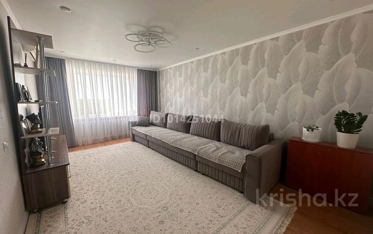 4-комнатная квартира · 88.8 м² · 4/5 этаж, 11 микрорайон парковая 18 за 20 млн ₸ в Лисаковске — фото 2