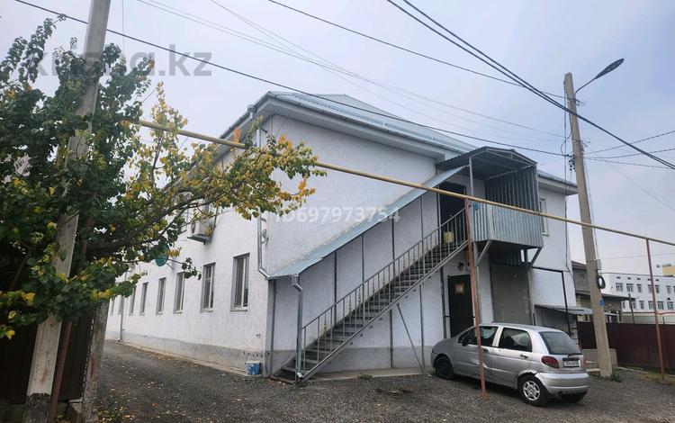 1-комнатная квартира · 30 м² · 1/2 этаж, мкр Шугыла, Кенжетаева 6 за 130 000 ₸ в Алматы, Наурызбайский р-н — фото 2