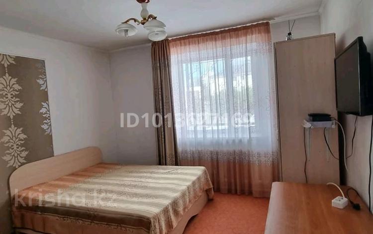 Жеке үй · 6 бөлме · 200 м², Жұмабаев 9/2 — За Бурабай молл, бағасы: 80 000 ₸ в Бурабае — фото 2
