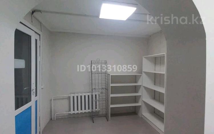 Дүкендер мен бутиктер · 9 м², бағасы: 50 000 ₸ в Караганде, Казыбек би р-н — фото 2