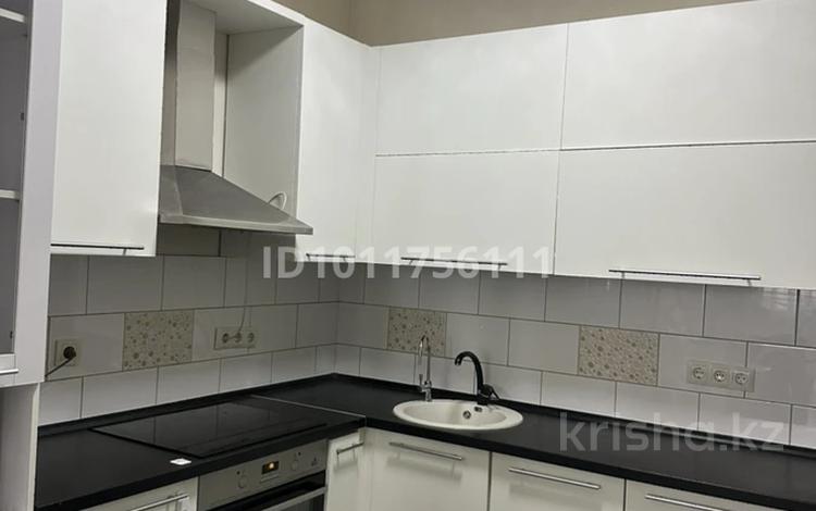 2-комнатная квартира · 60 м² · 5/6 этаж, мкр Горный Гигант, Манаева 92 за 450 000 ₸ в Алматы, Медеуский р-н — фото 2