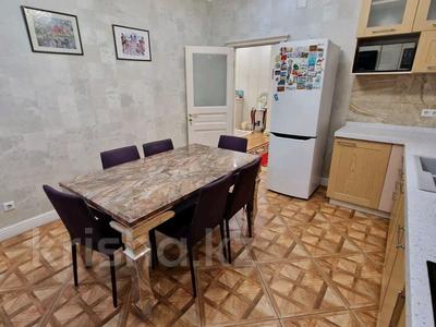 3-комнатная квартира · 123 м² · 3/14 этаж, Навои 58, 60, 62, 66, 68, 70, 72, 74 за 84 млн ₸ в Алматы, Ауэзовский р-н
