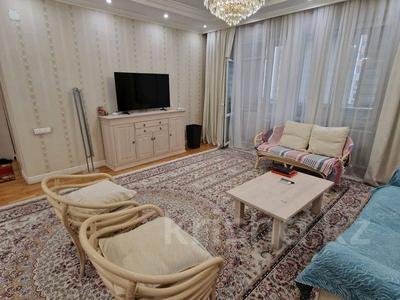 3-бөлмелі пәтер · 123 м² · 3/14 қабат, Навои 58, 60, 62, 66, 68, 70, 72, 74, бағасы: 78 млн ₸ в Алматы, Ауэзовский р-н