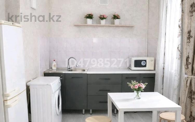 1-комнатная квартира · 32 м² · 4/5 этаж, Махамбета 130А за 11 000 ₸ в Атырау — фото 34