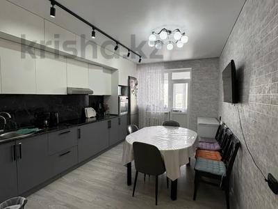 3-бөлмелі пәтер · 103 м² · 9/13 қабат, Мукан Тулебаев 5, бағасы: ~ 42 млн ₸ в Астане, Алматы р-н