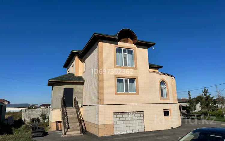 Отдельный дом · 6 комнат · 360 м² · 10 сот., Абулхаирхана 16 за 65 млн 〒 в Косшы — фото 2