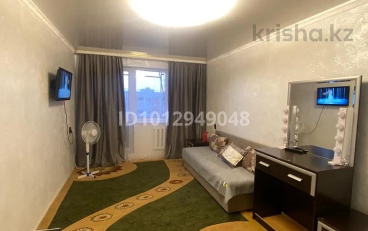 1-комнатная квартира · 33 м² · 5/5 этаж, Алашахана 27 за 130 000 ₸ в Жезказгане — фото 2