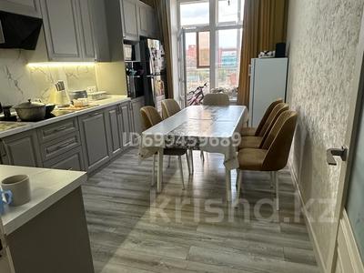 4-бөлмелі пәтер · 128 м² · 4/9 қабат, Кайыма Мухамедханова 21/2, бағасы: 90 млн ₸ в Астане, Есильский р-н