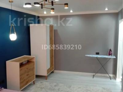 1-комнатная квартира · 33 м² · 3/5 этаж, Алашахана 6 — Рядом с Дом бытой, не по далеку областной Акимат за 15 000 〒 в Жезказгане