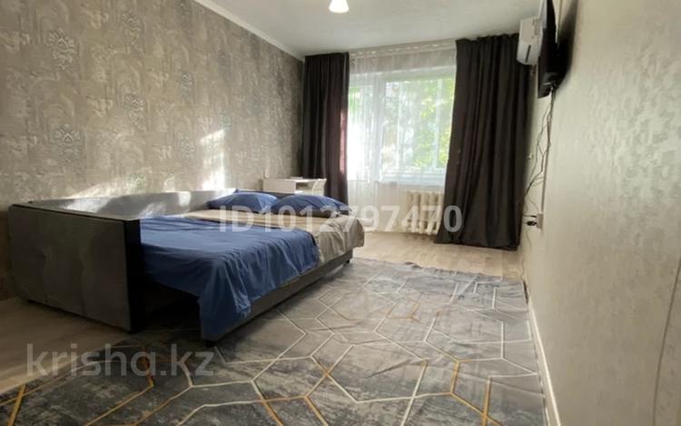 1-бөлмелі пәтер · 50 м² · 2/5 қабат, Мухита 134 — Возле Казиту, бағасы: 9 000 ₸ в Уральске, мкр Школьник — фото 2