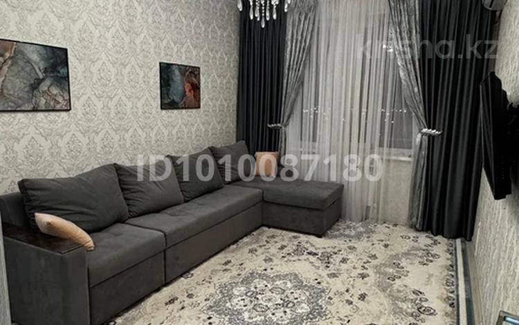 2-комнатная квартира · 80 м² · 8/10 этаж, Сатпаева 30в — ГИДРО за 220 000 ₸ в Таразе — фото 2