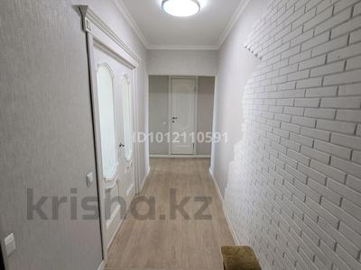 2-комнатная квартира · 67.7 м² · 8/9 этаж, Абая 50 — ТД "Жаннур" за 30 млн ₸ в Астане, р-н Байконур