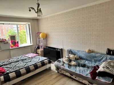 3-комнатная квартира · 75 м² · 2/10 этаж, Азербаева за 32.5 млн ₸ в Астане, Алматы р-н