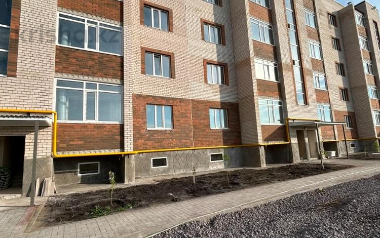1-бөлмелі пәтер · 40.7 м² · 1/5 қабат, Алтын орда ш/а. 353/1, бағасы: 10.8 млн ₸ в Актобе, мкр. Алтын орда — фото 2