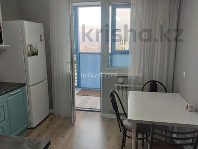 Аренда квартир в Астане: 1-комнатная квартира · 40.7 м² · 20/23 этаж · помесячно, Александр Бараев, 18 — Бараева Валиханова за 230 000 〒 1-комнатная квартира · 40.7 м² · 20/23 этаж · помесячно, Александр Бараев, 18 — Бараева Валиханова за 230 000 〒 в Астане, р-н Байконур