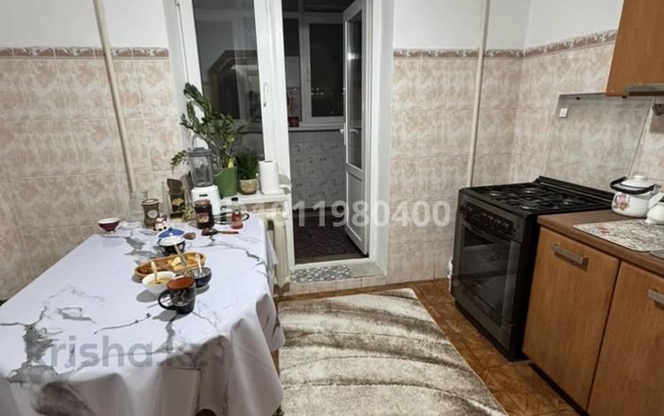 2-бөлмелі пәтер · 70 м² · 3/5 қабат, Муса Баймуханова 3 — Привокзальный мк 5, бағасы: 19 млн ₸ в Атырау, мкр Привокзальный-3 — фото 2
