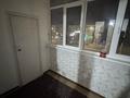 2-бөлмелі пәтер · 70 м² · 3/5 қабат, Муса Баймуханова 3 — Привокзальный мк 5, бағасы: 19 млн ₸ в Атырау, мкр Привокзальный-3 — фото 4
