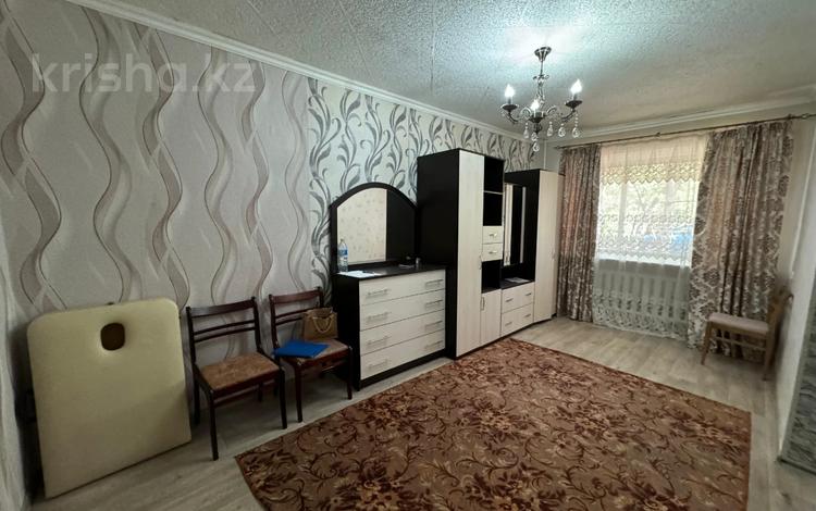 1-бөлмелі пәтер · 30 м² · 1/2 қабат, ул. Жамбыла, бағасы: ~ 10 млн ₸ в Караганде, Казыбек би р-н — фото 4