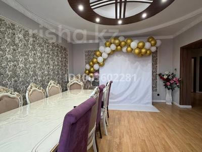 Дом · 7 комнат · 270 м², мкр Уркер, Е1 25 — Аскар Забикулина 15А за 60 000 〒 в Астане, Нура р-н