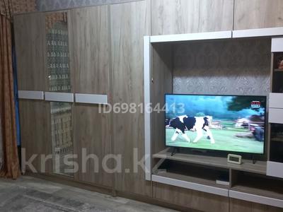 1-комнатная квартира · 33 м² · 5/5 этаж, Нурмагамбетова — Ульбинский мост за 13 млн 〒 в Усть-Каменогорске