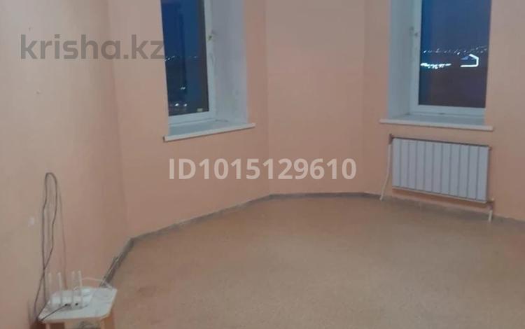 3-комнатная квартира · 65 м² · 8/9 этаж, Юбилейный 7 за 33 млн ₸ в Костанае — фото 2